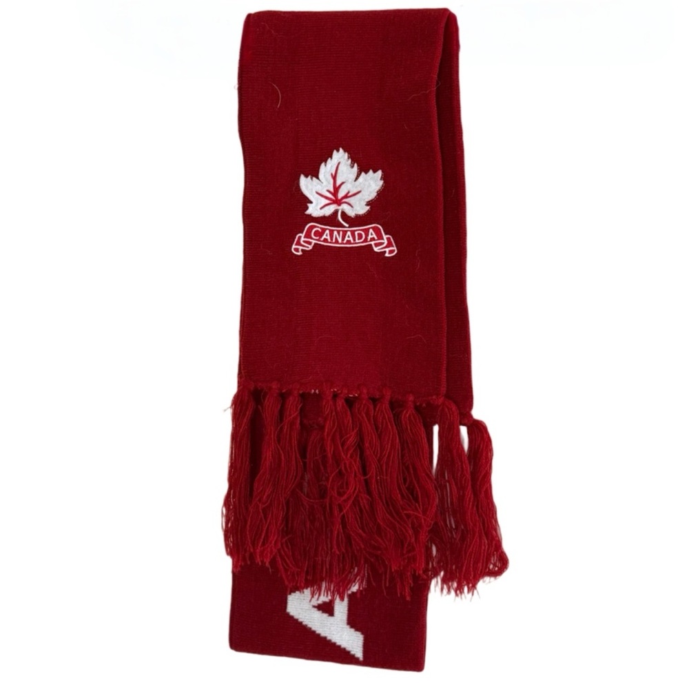 NWT Unisex Canada Scarf